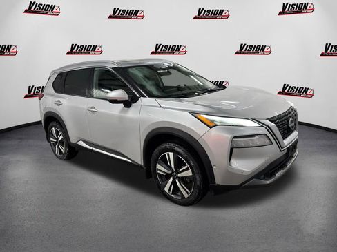 Used 2022 Nissan Rogue SL w/ SL Premium Package image 3