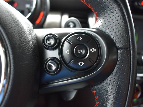 Used 2018 MINI Cooper S FWD image 18
