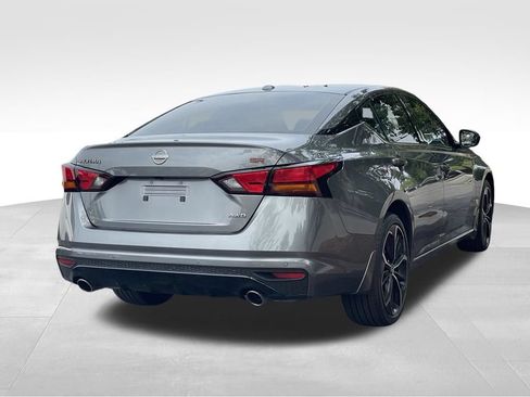 Certified 2024 Nissan Altima 2.5 SR w/ SR Premium Package AWD/4WD image 5