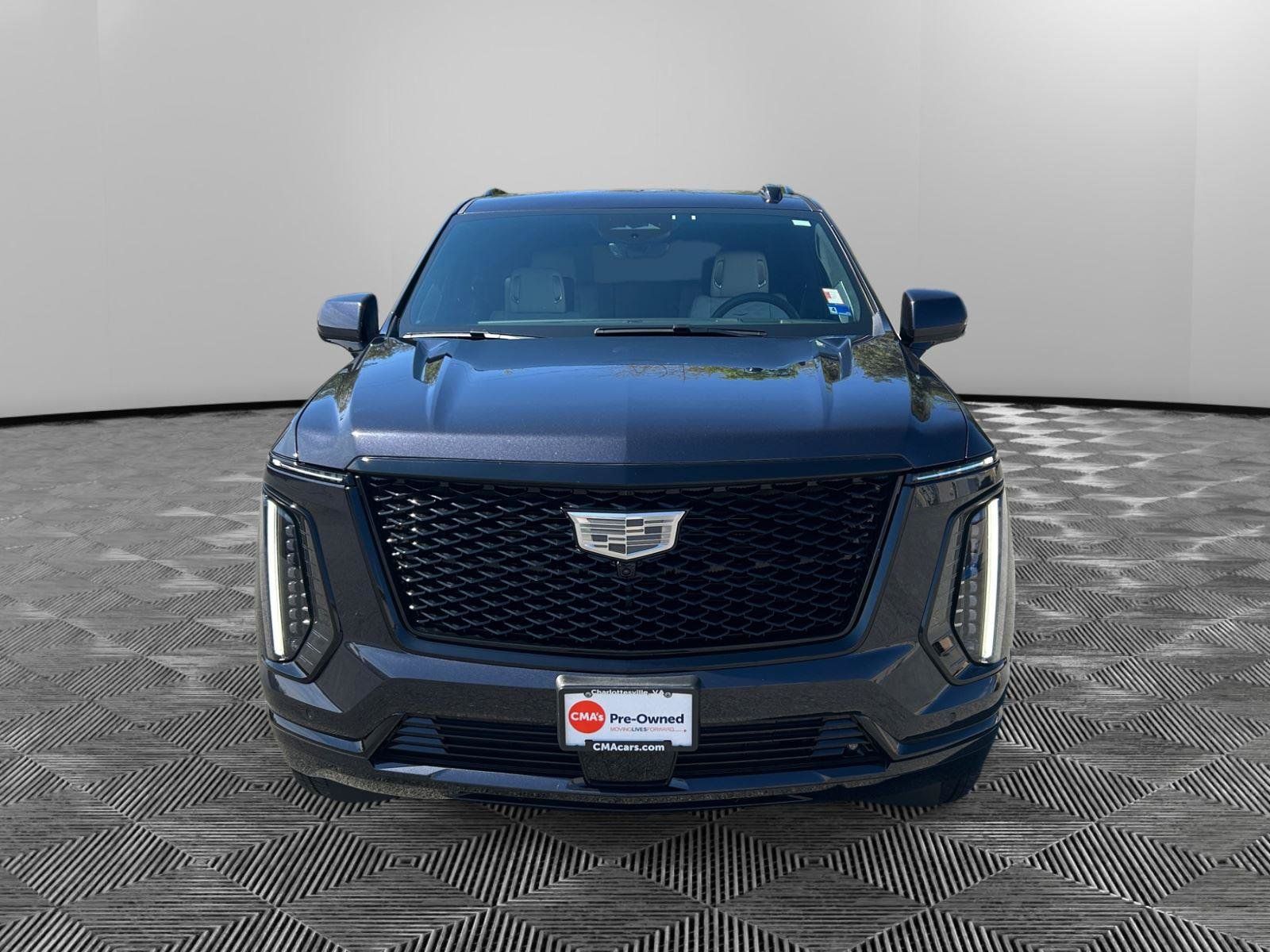 Certified 2025 Cadillac Escalade Sport Platinum w/ LPO, ONYX Package AWD/4WD image 8
