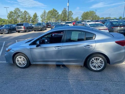Used 2017 Subaru Impreza 2.0i Premium w/ BSD & Rcta/SRF/Eyesight AWD/4WD image 2