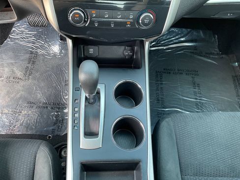 Used 2015 Nissan Altima 2.5 S w/ Power Driver Seat Package FWD image 17