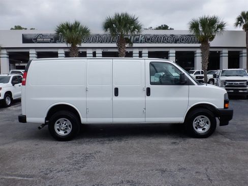 Used 2023 Chevrolet Express 2500 w/ Driver Convenience Package image 1