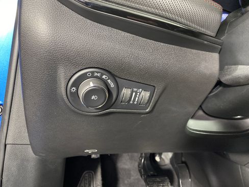 Used 2022 Jeep Compass Trailhawk w/ Trailhawk Elite Group AWD/4WD image 26