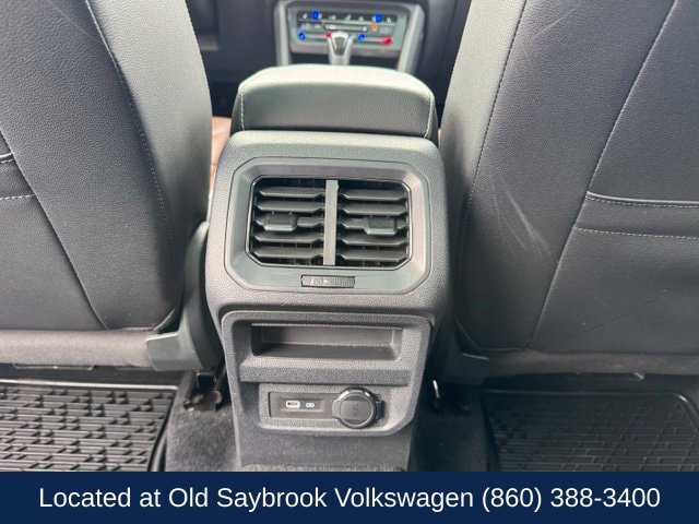 Used 2022 Volkswagen Tiguan SEL R-Line AWD/4WD image 12