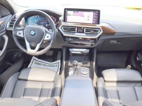 Used 2023 BMW X4 xDrive30i w/ Parking Assistance Package AWD/4WD image 9