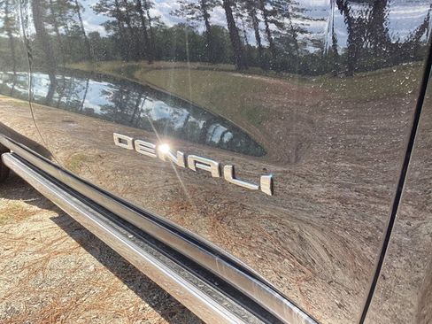 New 2025 GMC Sierra 1500 Denali w/ Denali Reserve Package image 10