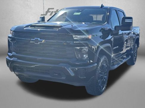 Used 2025 Chevrolet Silverado 2500 Custom w/ Custom Convenience Package AWD/4WD image 2