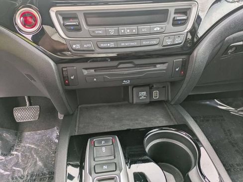 Used 2021 Honda Pilot Touring image 23