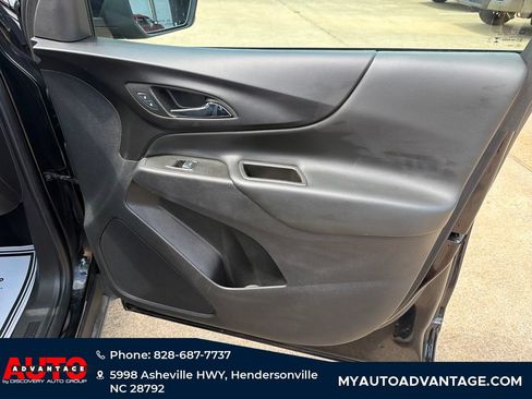 Used 2024 Chevrolet Equinox LT AWD/4WD image 37