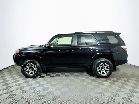 Certified 2024 Toyota 4Runner TRD Off-Road Premium w/ Off Road Premium Plus Package AWD/4WD image 4