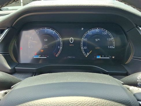 Used 2023 Jeep Grand Cherokee Limited w/ Luxury Tech Group II AWD/4WD image 17