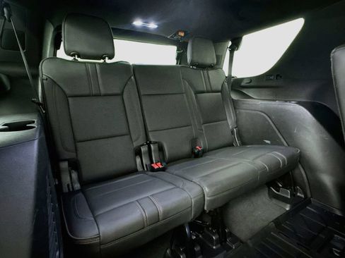 Used 2022 Chevrolet Tahoe RST w/ Sport Performance Package AWD/4WD image 27