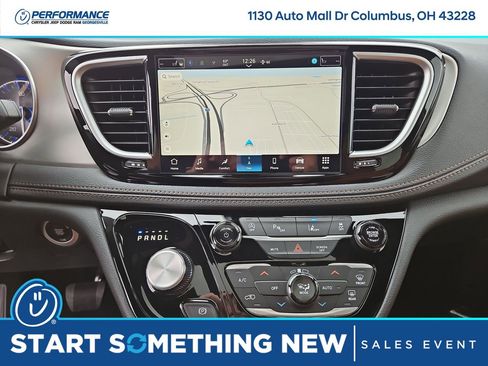 New 2026 Chrysler Pacifica Pinnacle w/ Trailer Tow Group image 28