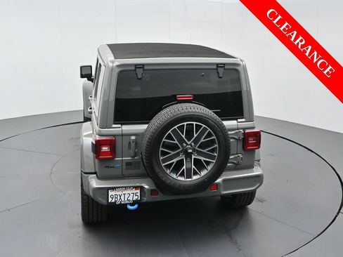 Used 2022 Jeep Wrangler Unlimited Sahara image 61