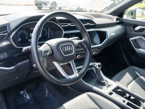 Used 2024 Audi Q3 2.0T Premium image 19