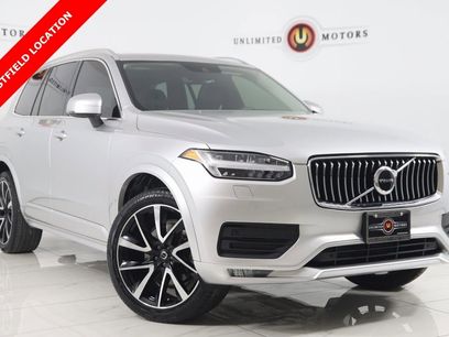 Used 2022 Volvo XC90 T6 Momentum w/ Climate Package