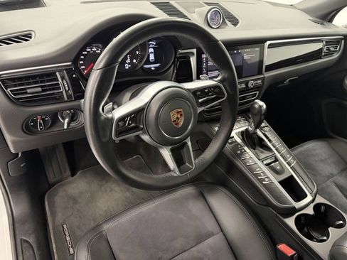 Used 2020 Porsche Macan image 10