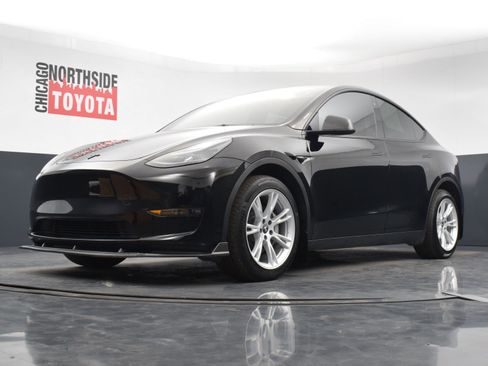 Used 2023 Tesla Model Y Long Range image 36