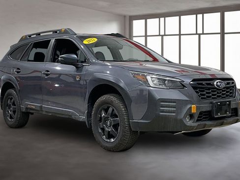 Used 2022 Subaru Outback Wilderness AWD/4WD image 12