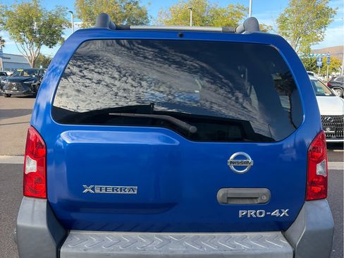 Used 2012 Nissan Xterra PRO-4X w/ Pro-4x Leather Pkg AWD/4WD image 6
