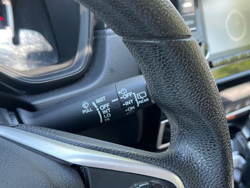 Used 2019 Honda CR-V LX image 19
