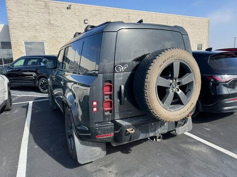Used 2023 Land Rover Defender 110 X-Dynamic SE image 5