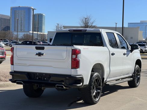 Used 2024 Chevrolet Silverado 1500 LT Trail Boss w/ Convenience Package II image 9