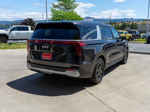 New 2026 Kia Carnival image 7