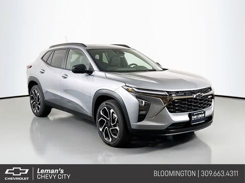 New 2026 Chevrolet Trax RS w/ Sunroof Package FWD image 1