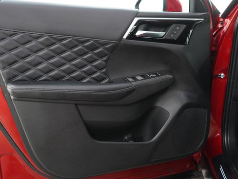 Used 2022 Mitsubishi Outlander SEL AWD/4WD image 19