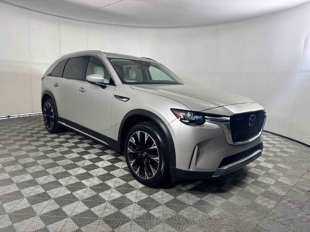 Certified 2025 MAZDA CX-90 Plug-In Hybrid w/ Premium Plus AWD/4WD image 4