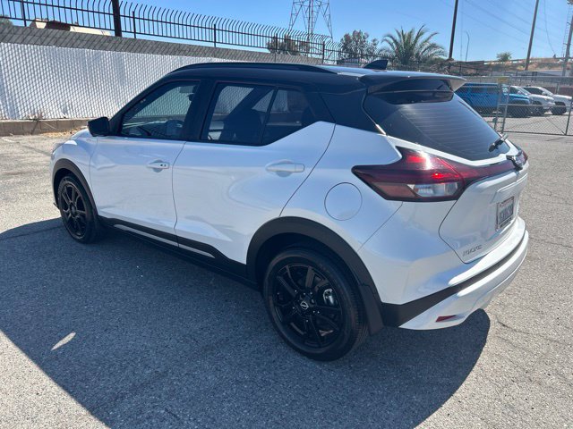 Used 2023 Nissan Kicks SR FWD image 3