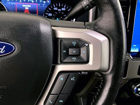 Used 2022 Ford F250 Lariat w/ Tremor Off-Road Package image 18