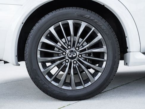 Certified 2023 INFINITI QX80 Sensory w/ Cargo Package AWD/4WD image 13