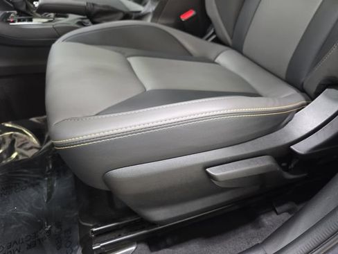 Used 2022 Subaru Crosstrek 2.5i Sport AWD/4WD image 29