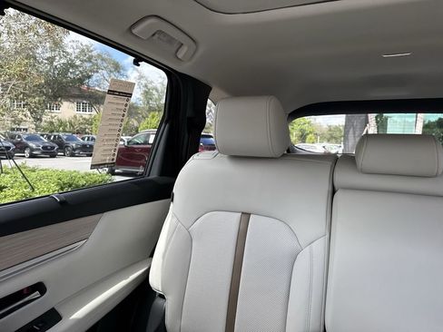 New 2026 MAZDA CX-90 3.3 Turbo w/ Premium Plus Pkg image 18