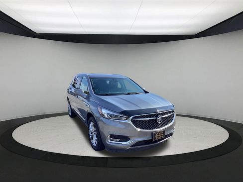Used 2021 Buick Enclave Avenir w/ Avenir Technology Package AWD/4WD image 2