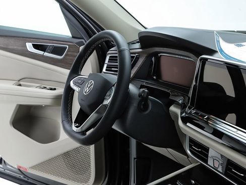 New 2026 Volkswagen Atlas SEL AWD/4WD image 35