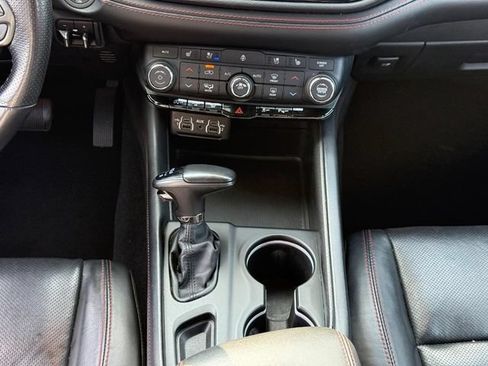 Used 2024 Dodge Durango GT AWD/4WD image 23