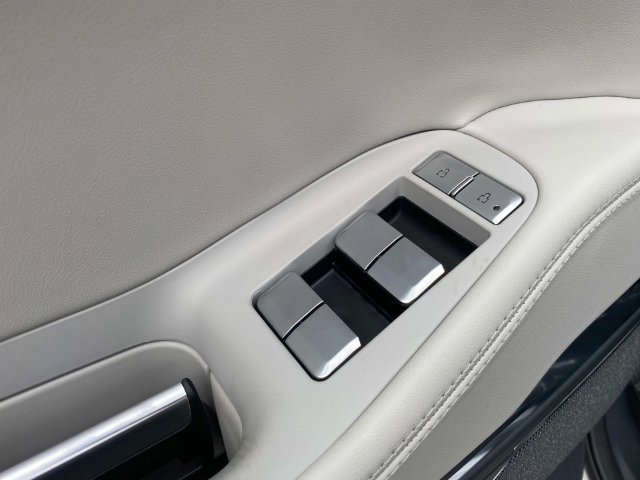 New 2026 Lincoln Navigator Reserve AWD/4WD image 12