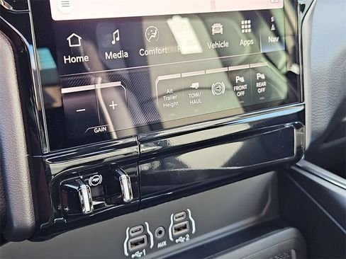 New 2026 RAM 3500 Laramie image 25