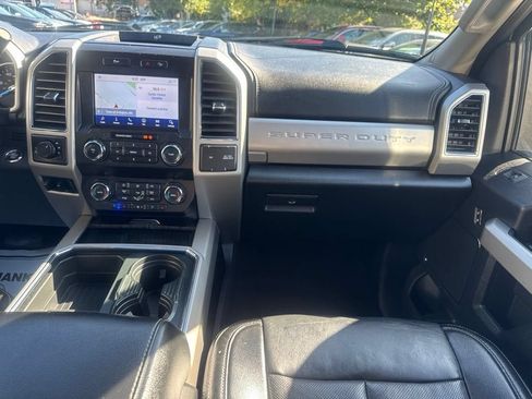 Used 2021 Ford F350 Lariat AWD/4WD image 24