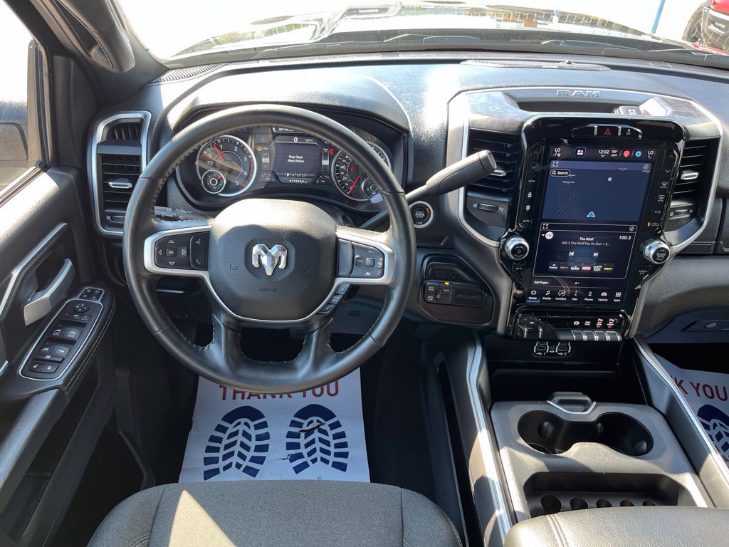Used 2024 RAM 3500 Big Horn w/ Night Edition AWD/4WD image 13