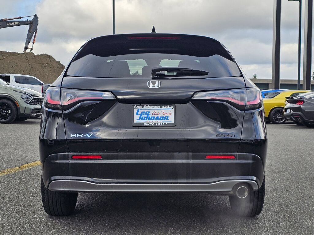 Used 2023 Honda HR-V Sport image 6