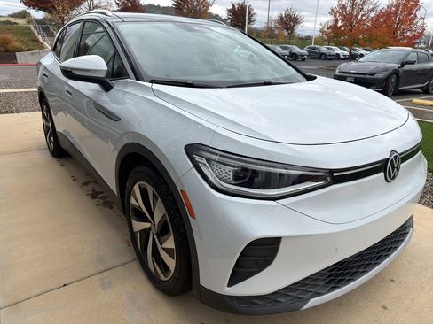 Used 2021 Volkswagen ID.4 Pro S w/ Gradient Package image 4