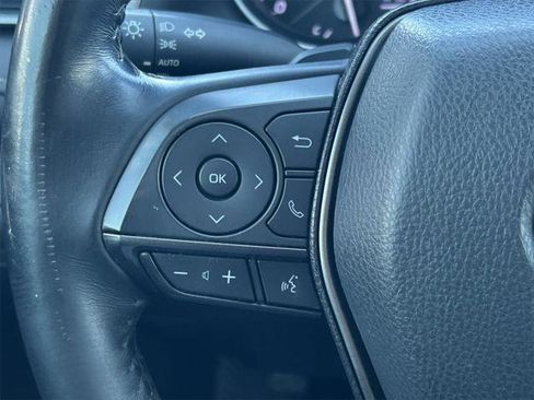 Certified 2021 Toyota Camry SE image 30