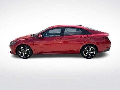 Used 2023 Hyundai Elantra SEL w/ Convenience Package FWD image 6
