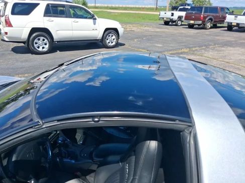 Used 2001 Chevrolet Corvette Coupe w/ Preferred Equipment Group2 RWD image 47