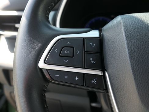 Used 2023 Toyota Highlander Platinum FWD image 15